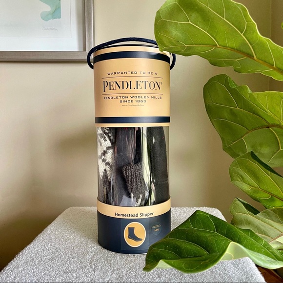 Pendleton Homestead Slippers - Picture 3 of 9